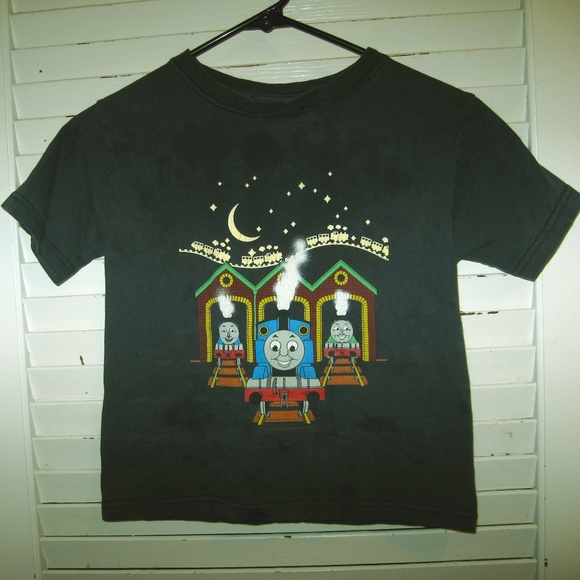 Boys Thomas The Tank Engine TShirt Size 5/6 - Picture 1 of 2
